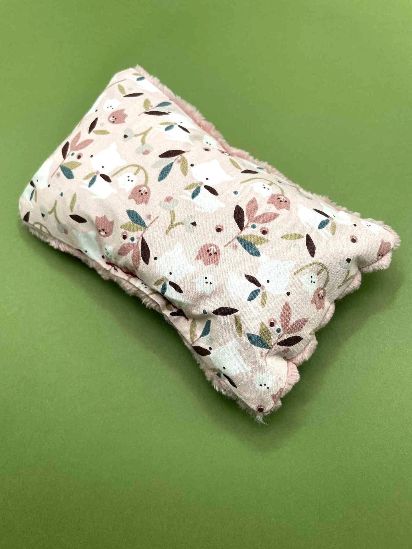 Clochette Doudou tout doux jouet pour chat à la valérianne