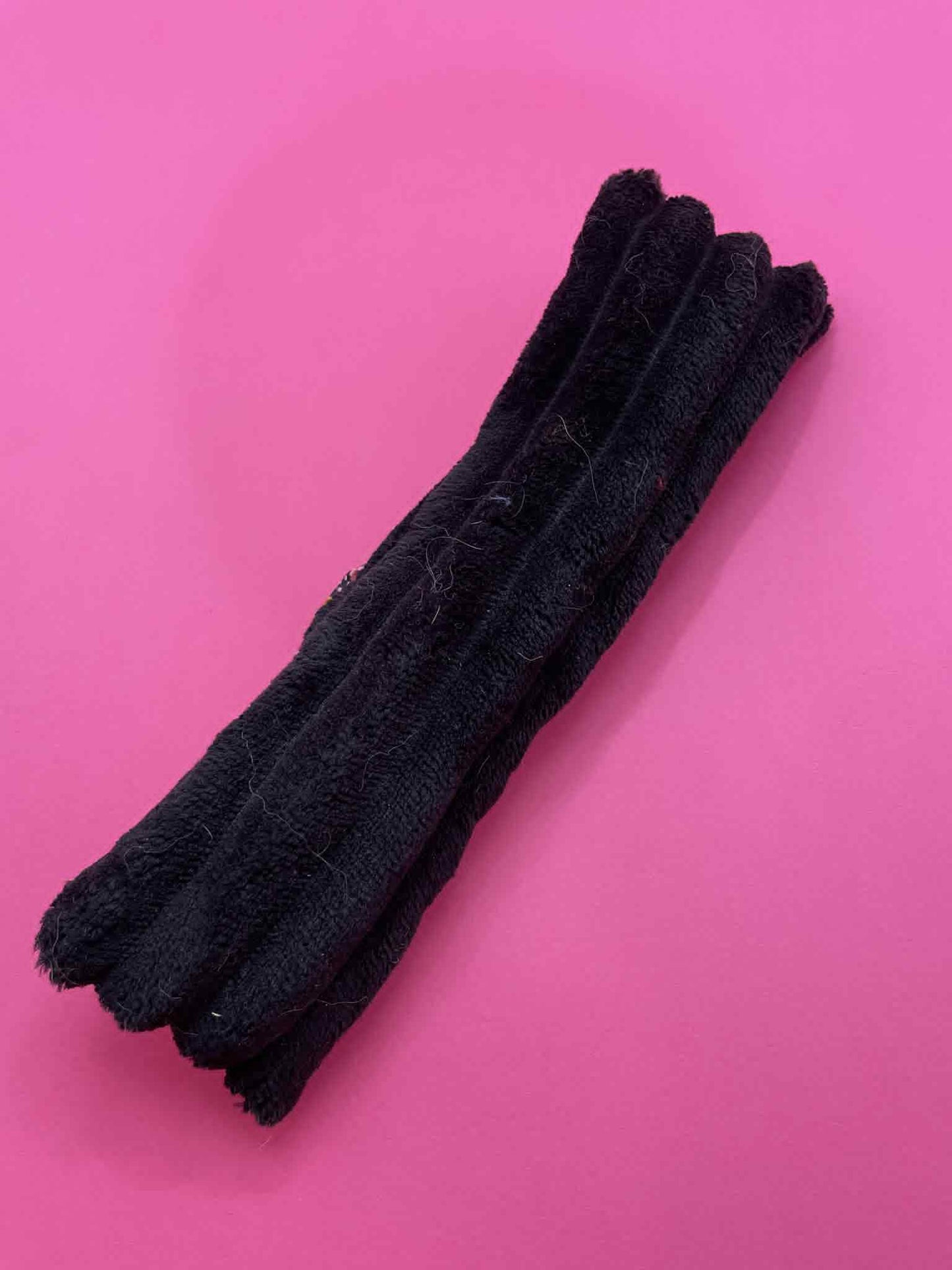 Jardin fleuri noir Extra Doudou jouet pour chat à la valérianne